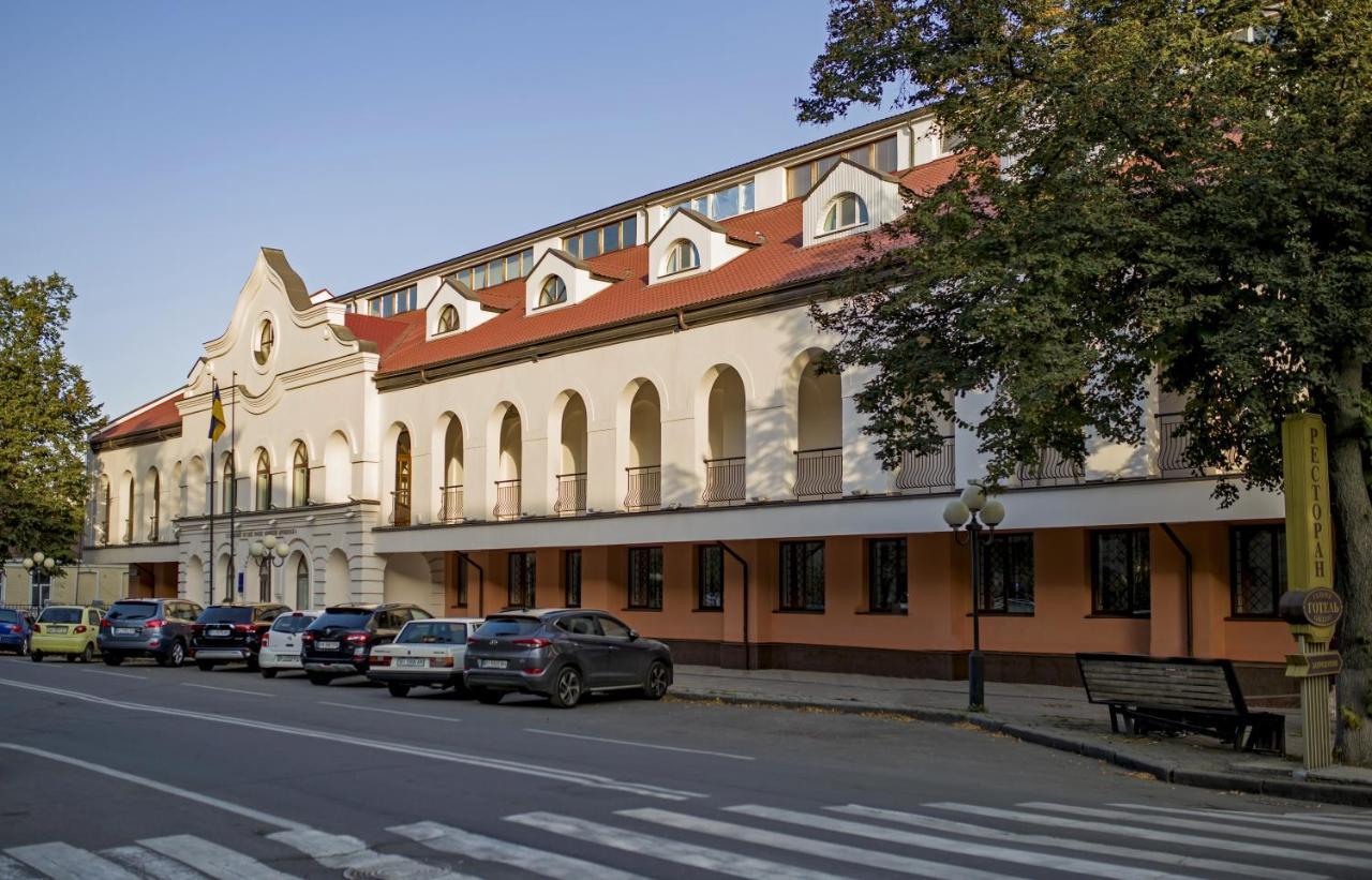 Remarkable Appartments In Town Center Poltava Exteriér fotografie
