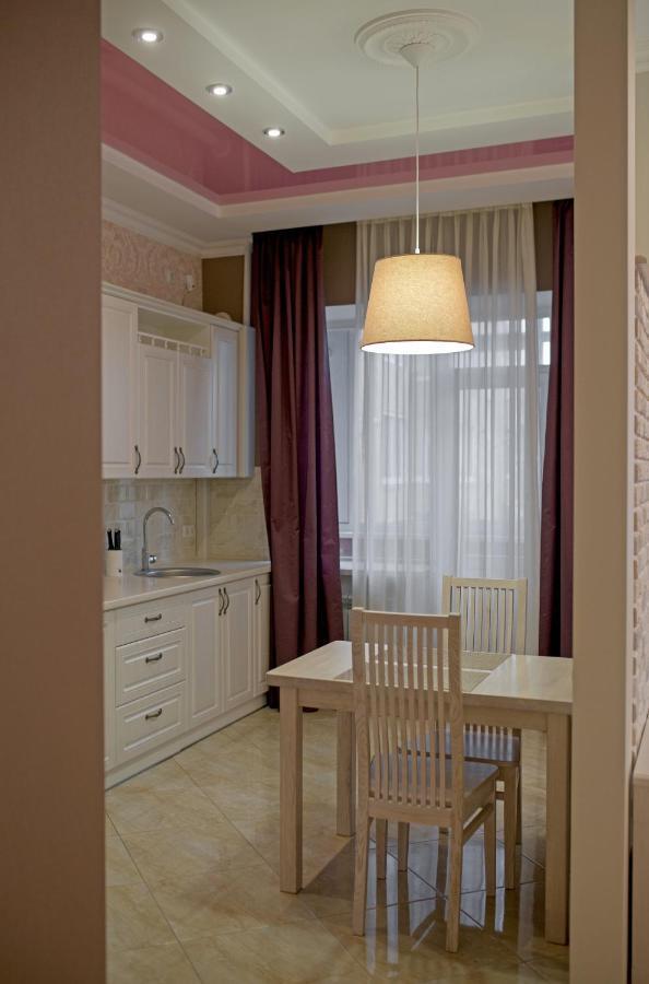 Remarkable Appartments In Town Center Poltava Exteriér fotografie
